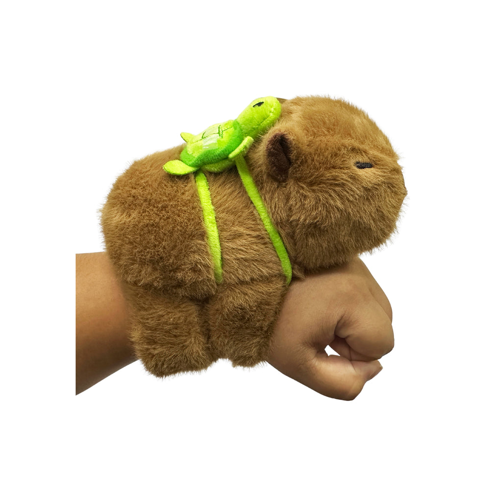 Peluche de Capibara con Mochila de Tortuga Itrade